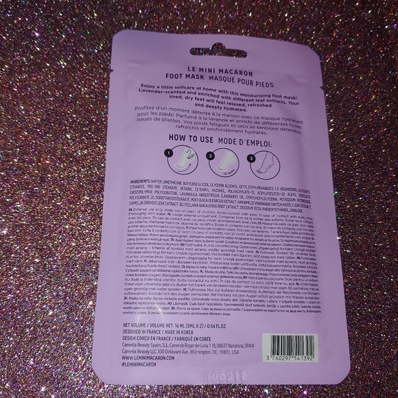 $5 Moisturizing Foot Mask with Lavender Oil Le Mini Macaron - Picture 3 of 4